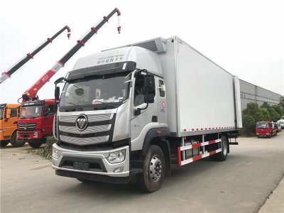 福田歐航國六高頂雙卧冷藏車